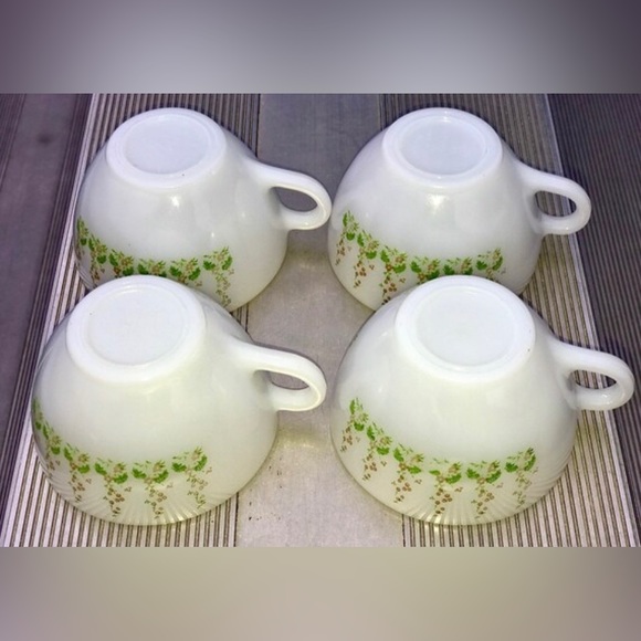Vintage Mid Century Modern (set of 4) TERMO REY BRAZIL Milk Glass Pyrex Teacups - Picture 2 of 10
